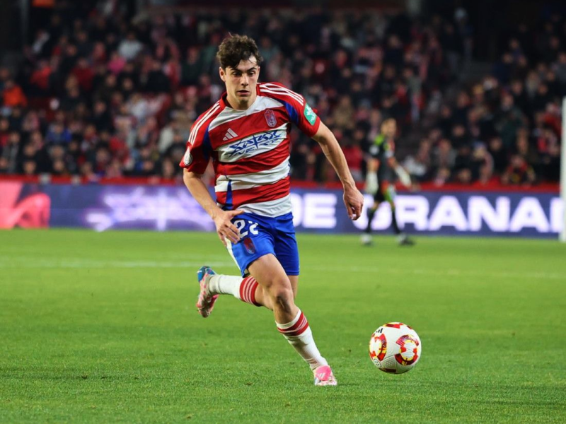 Pablo Sáenz borra de su Instagram ‘todo rastro’ del Granada CF